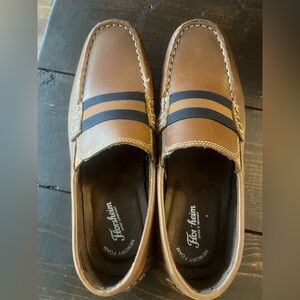 Florsheim Kid’s Brown Loafers Size 7